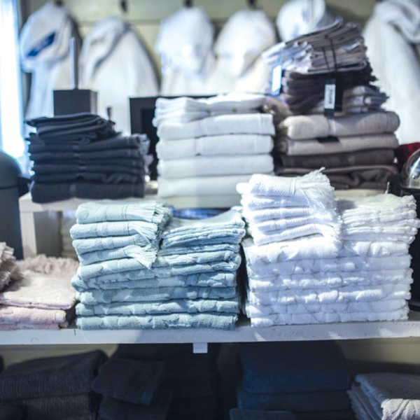 sfeerfoto-linnen-badkamer-cees-mooi-stoer-wonen-studiobubbels-okt16-1