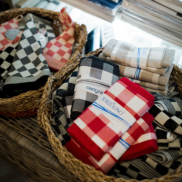 sfeerfoto-linnen-keuken-cees-mooi-stoer-wonen-sept2016-2